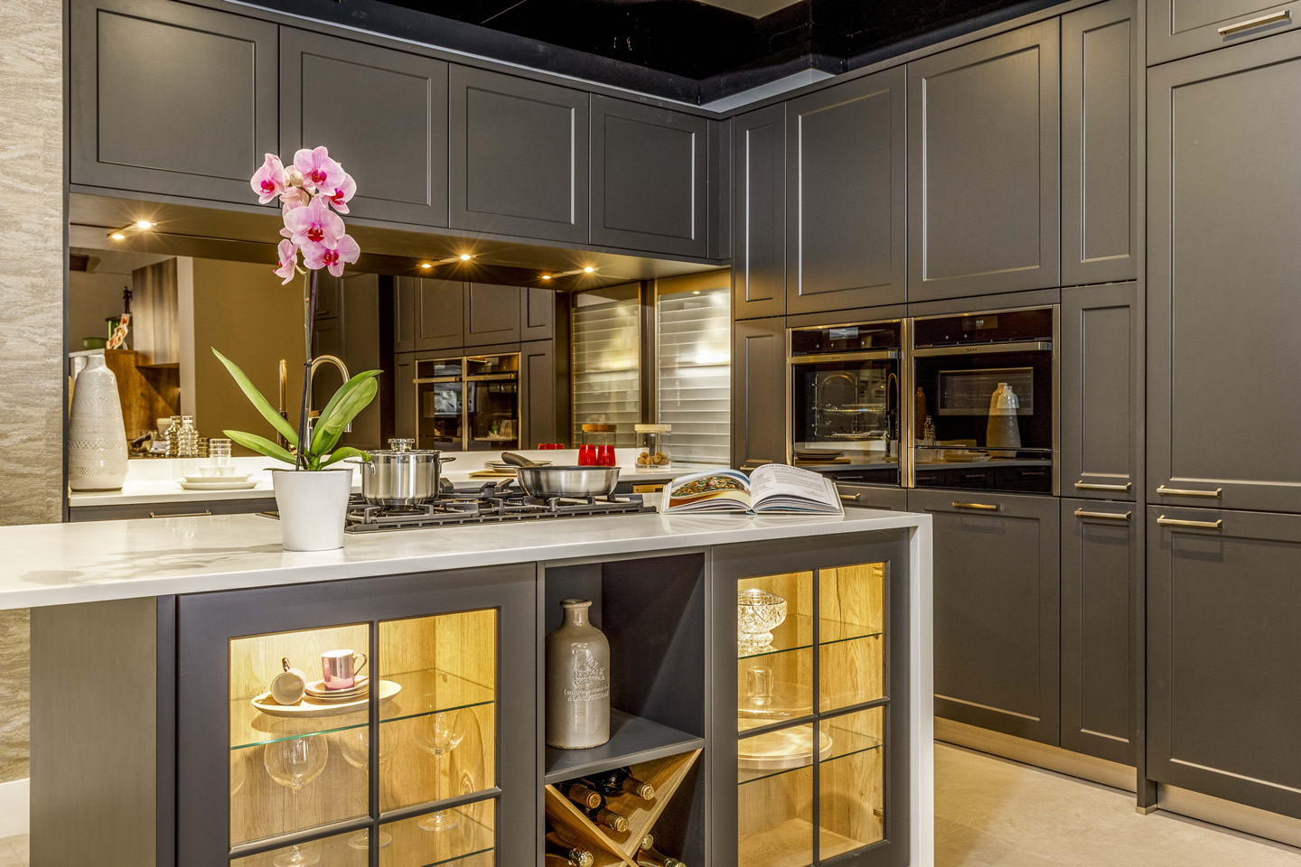 Gideon Robinson Kitchen Sale