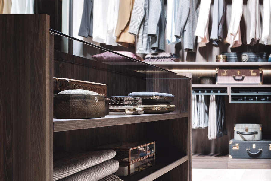 Gideon Robinson Walk in Closets